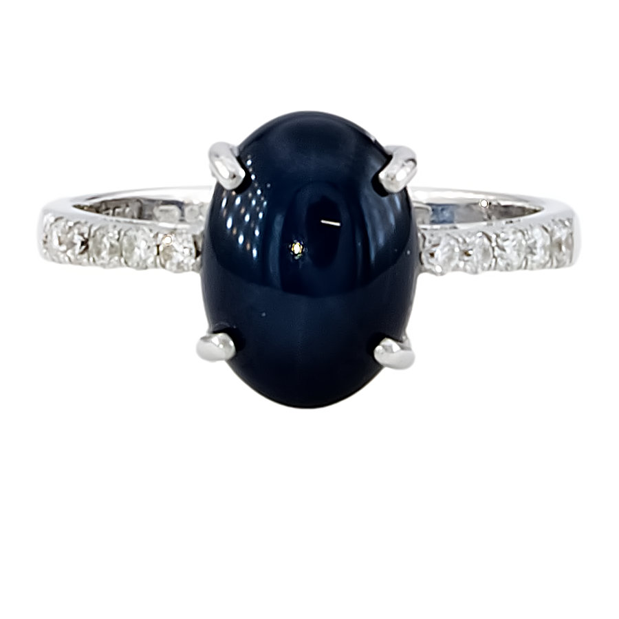 18ct white gold Star Sapphire / Diamonds Ring size P